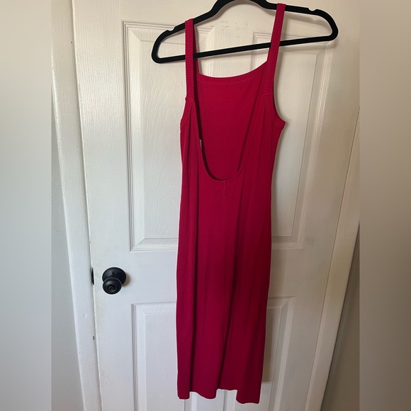 NWT magenta bodycon midi dress - Picture 2 of 3